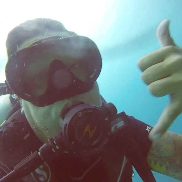 Meet your Posher, John - Picture 5 of 8